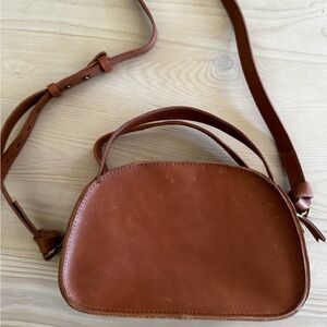 Madewell Sydney Zip Top Crossbody Bag